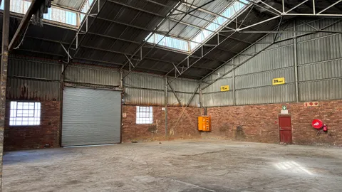 116 Orange Road, Akasia has a 1700m² Industrial Property Available For Sale and For Rent with a 5103m² Vacant Land Next Door For Sale and Rent (37)
